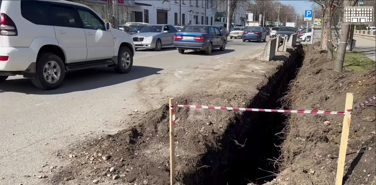 В городе продолжаются работы по капитальному ремонту ул. Ногмова.