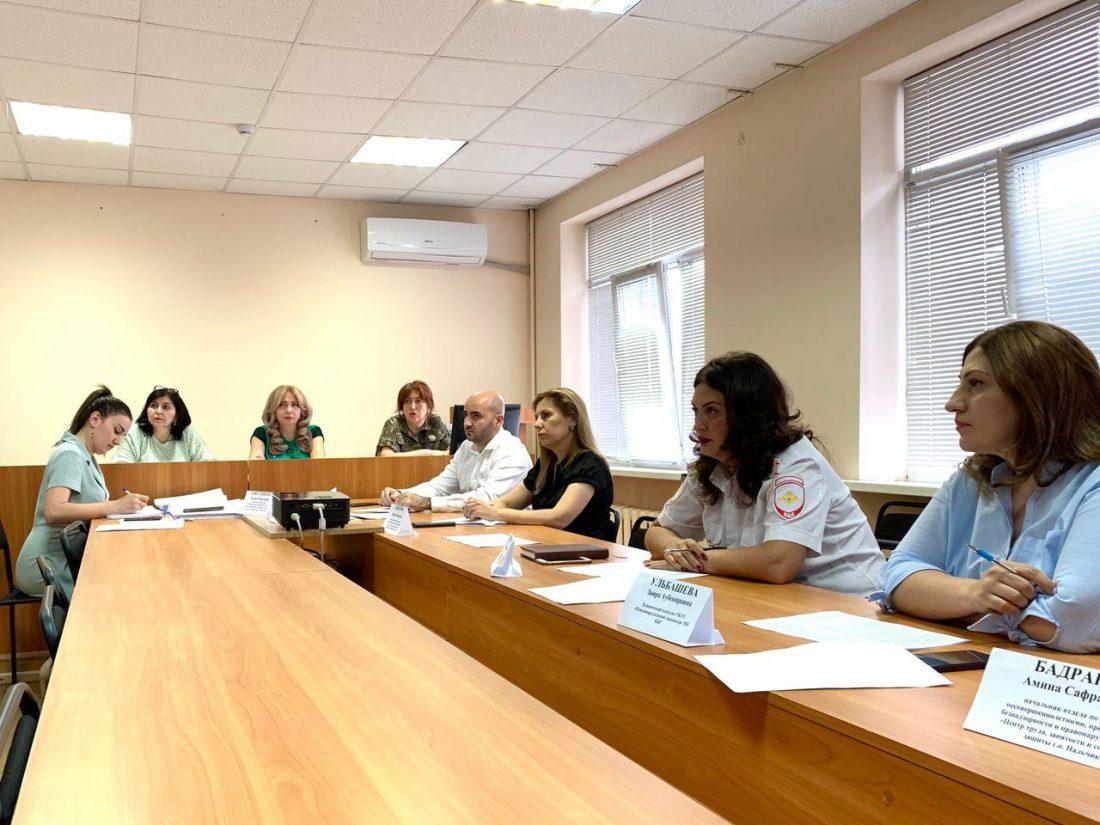 Комиссия по делам несовершеннолетних продолжает работу