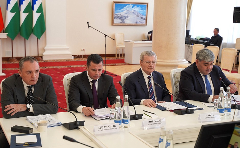 В Кабардино-Балкарской Республике проведено выездное заседание президиума Совета при Президенте Российской Федерации по делам казачества